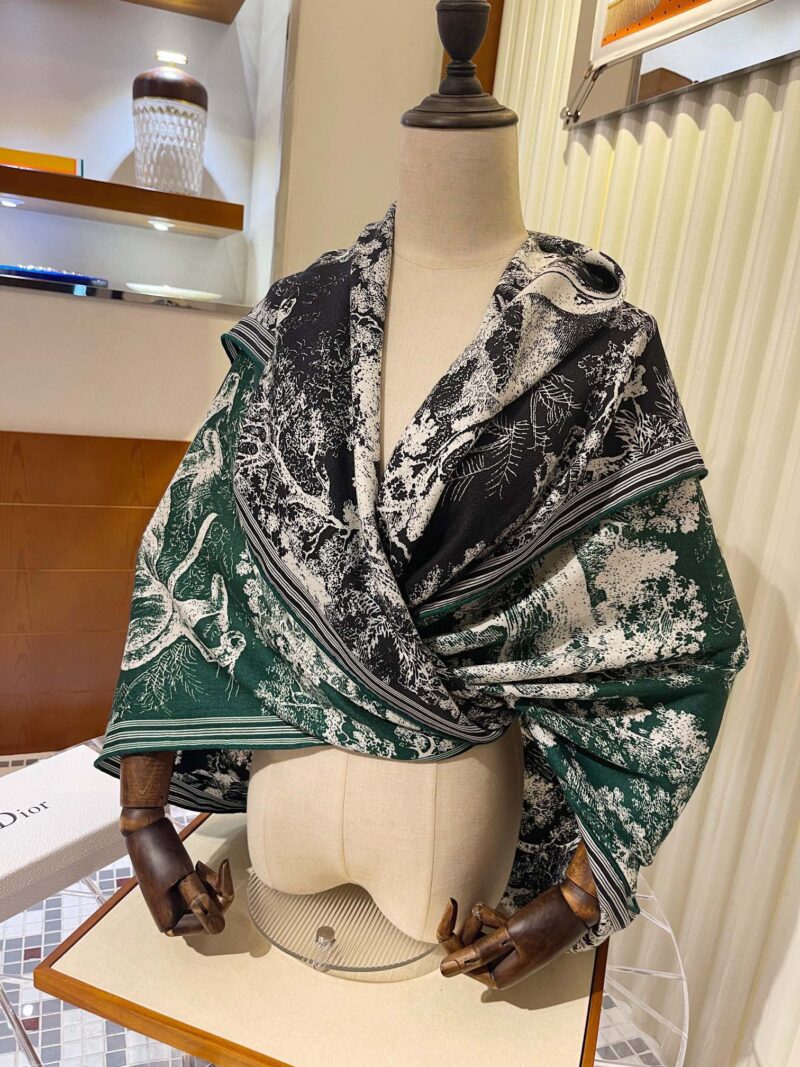 Diro Shawls-140*140cm - Image 9