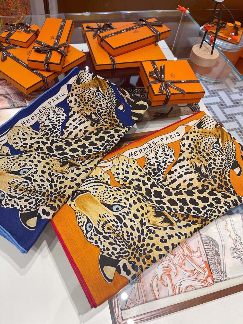 Hermes Scarf-110*110cm - Image 3