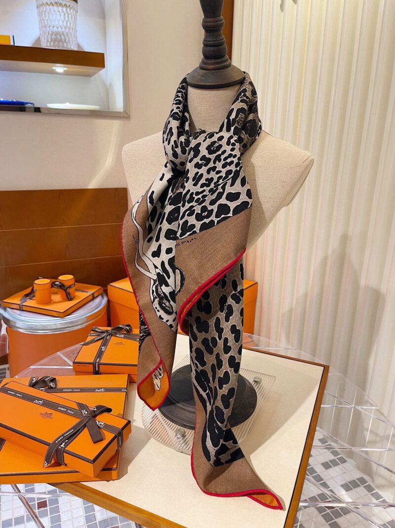 Hermes Scarf-110*110cm - Image 9