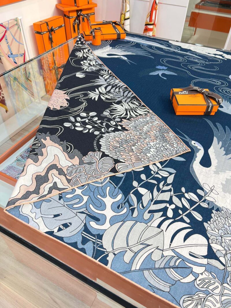 Hermes Shawls-140*140cm - Image 4