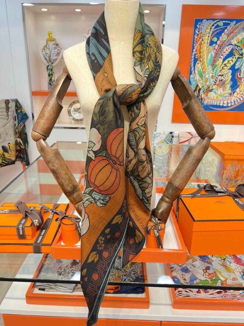 Hermes Shawls-140*140cm - Image 8