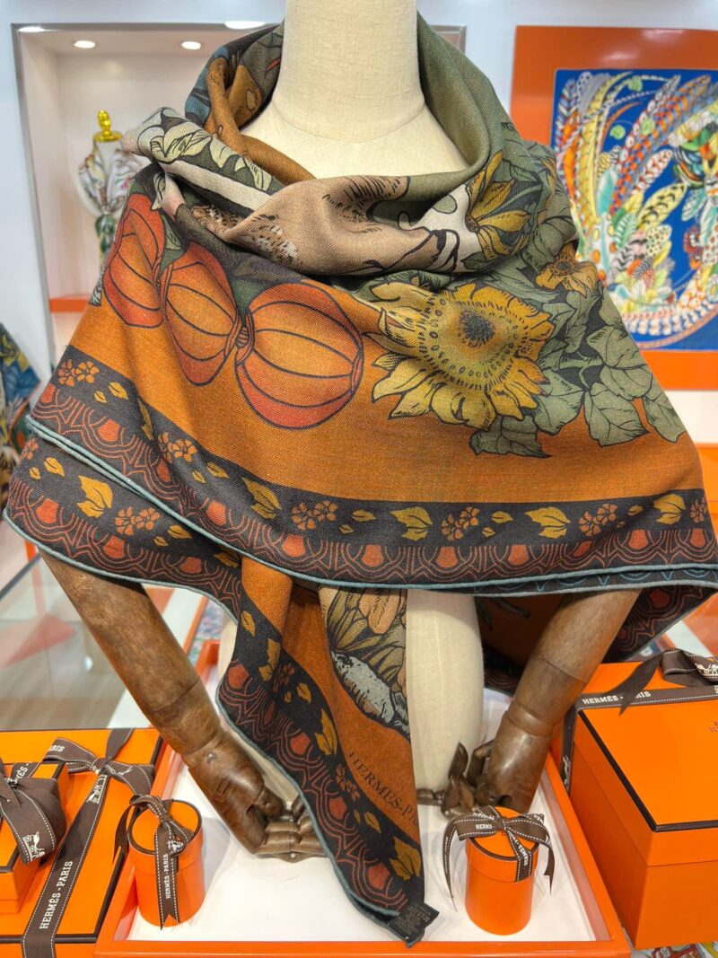 Hermes Shawls-140*140cm - Image 9