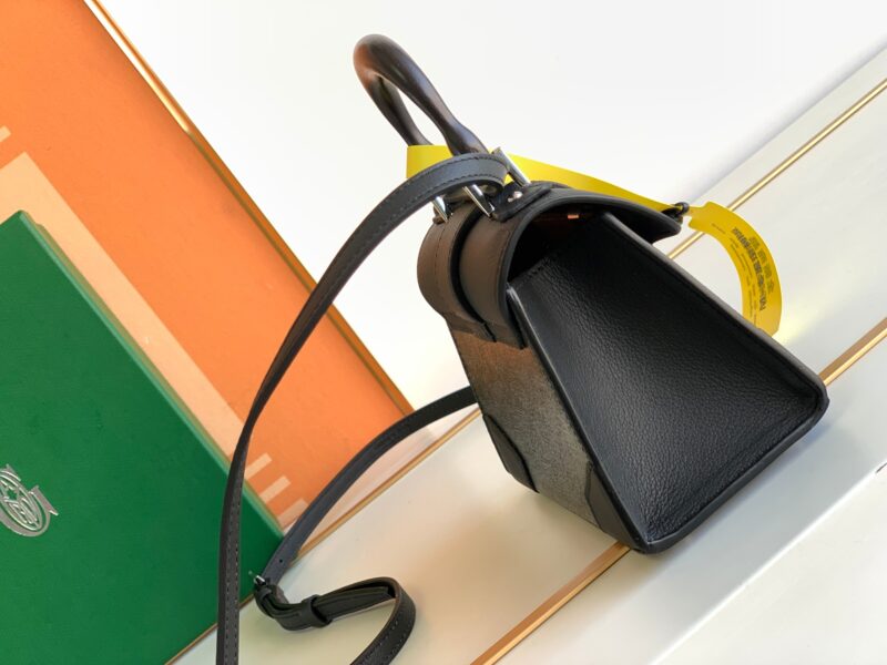 Goyard Coated Canvas and Leather Saigon Top Handle Bag-11.5x7x14.5CM - Image 2