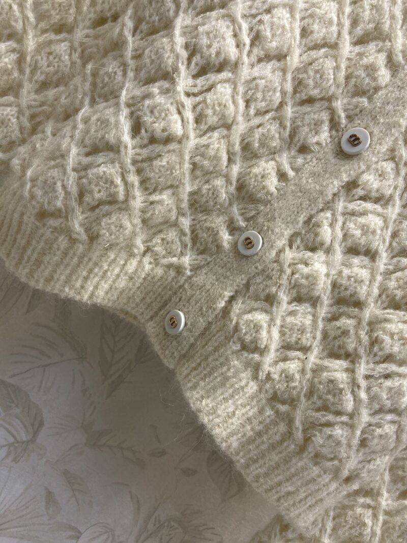 Diro Crochet Series Cardigan - Image 4