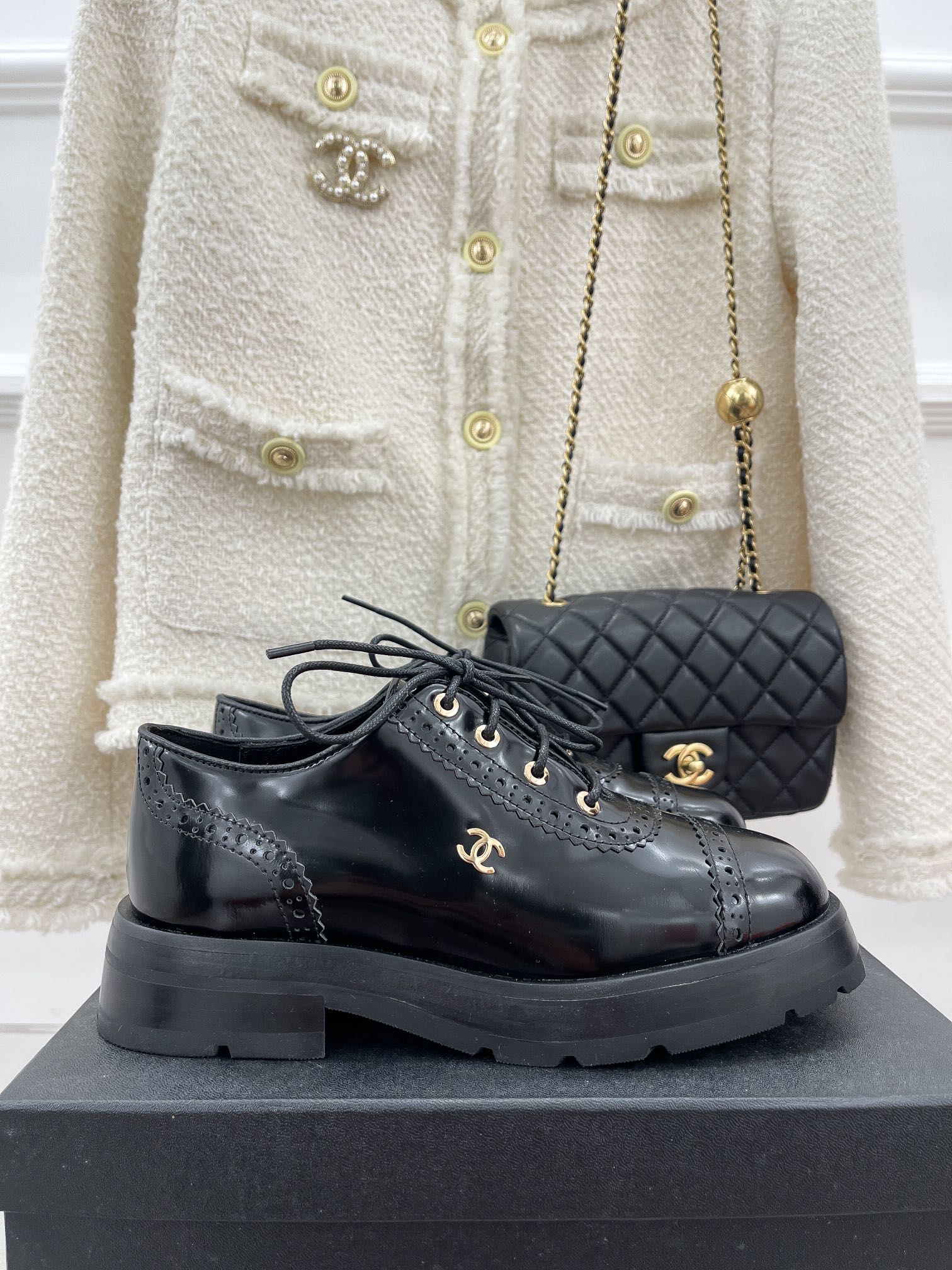 wsxc1672321524781_0.jpg Ch@nel 2023SS Loafers - Image 1