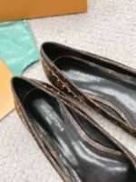 Louis Vuitton Heel - Image 7