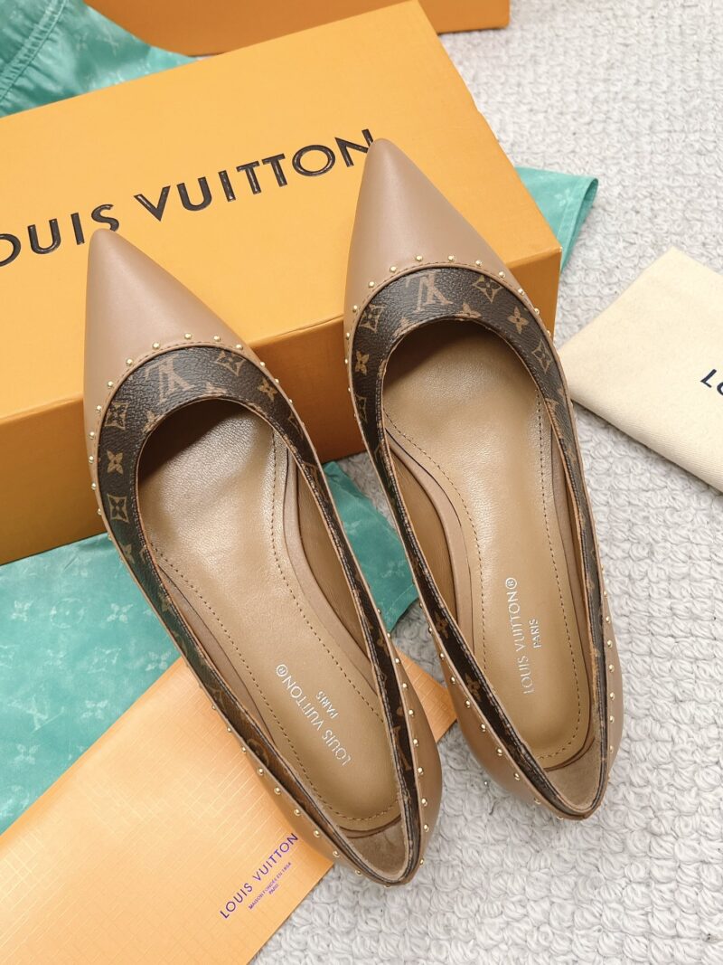 Louis Vuitton Heel - Image 5