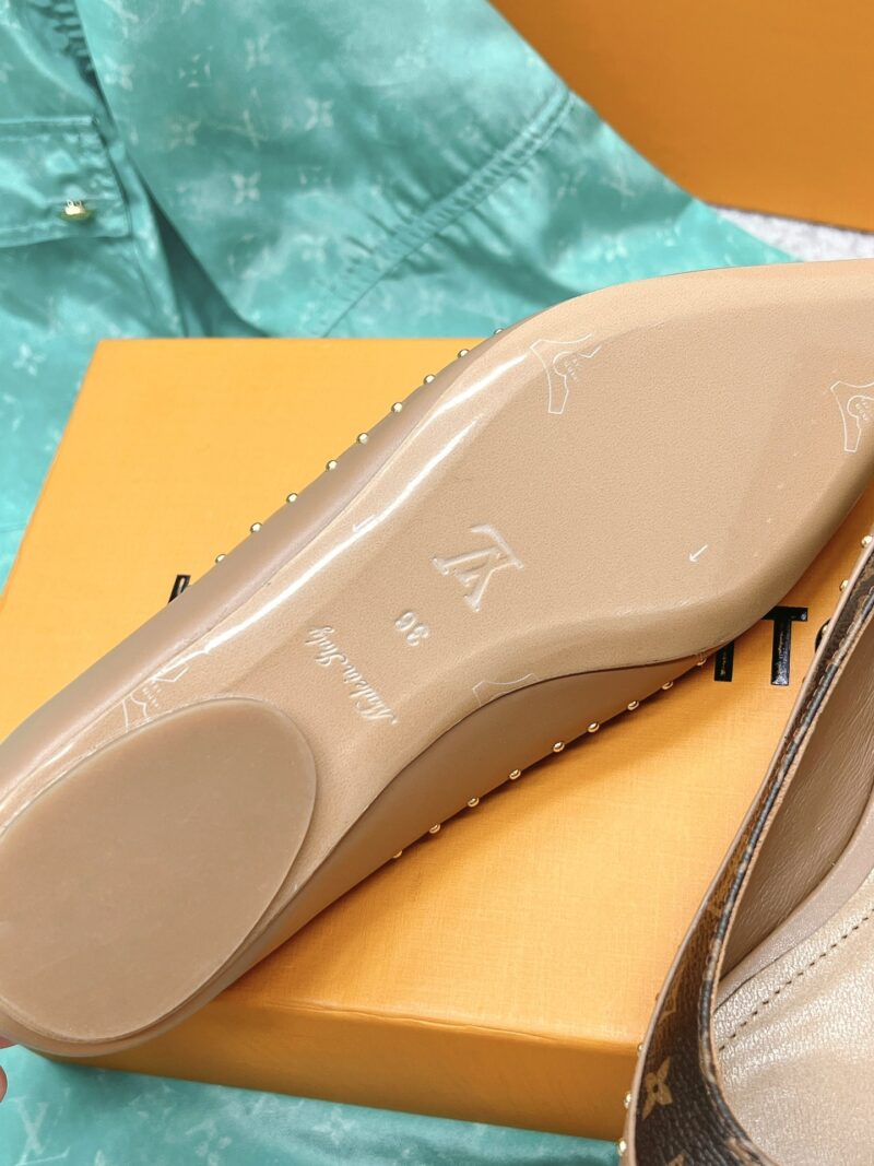 Louis Vuitton Heel - Image 8