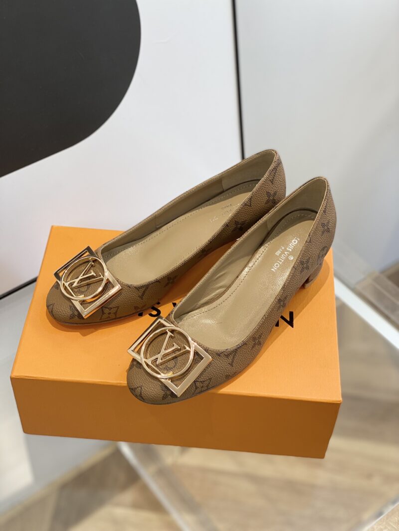 Louis Vuitton Pumps - Image 3