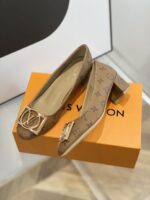 Louis Vuitton Pumps - Image 4