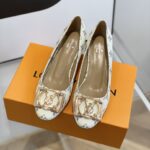 Louis Vuitton Pumps