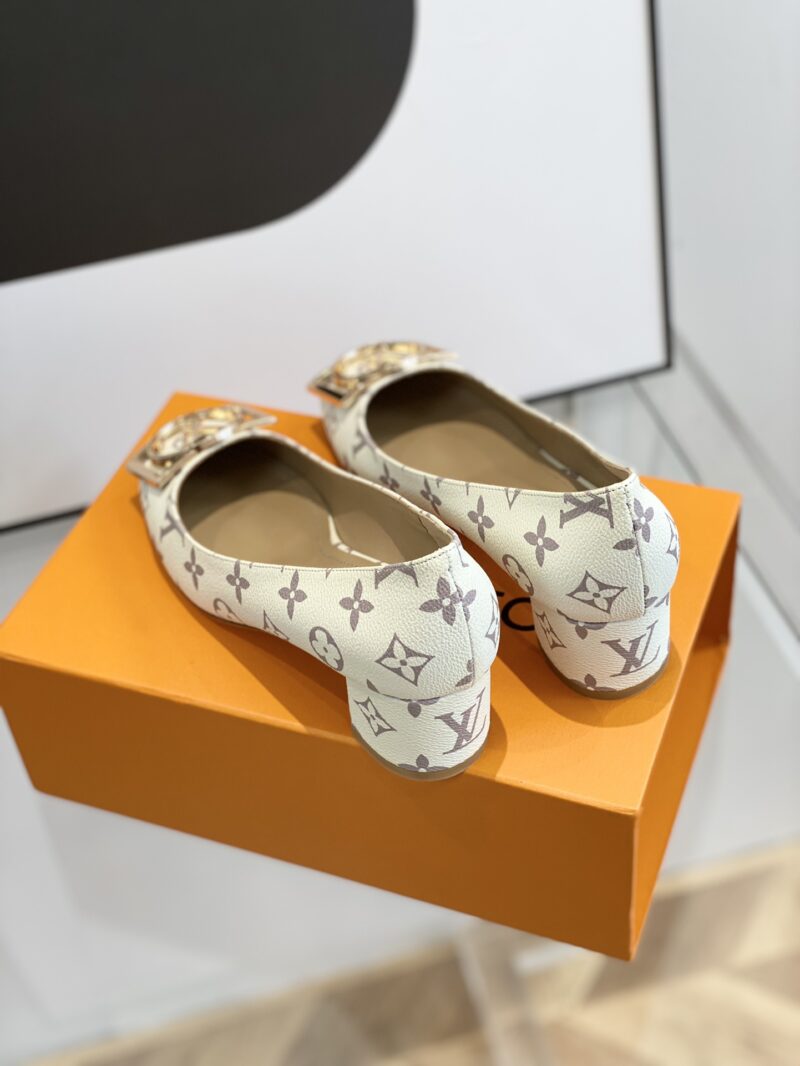Louis Vuitton Pumps - Image 6