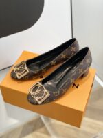 Louis Vuitton Pumps