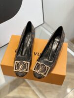 Louis Vuitton Pumps - Image 5