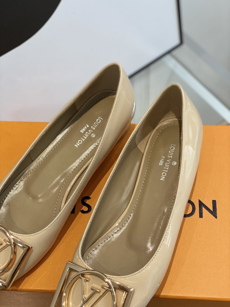 Louis Vuitton Pumps - Image 5