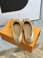 Louis Vuitton Pumps - Image 8