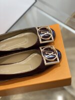 Louis Vuitton Pumps - Image 6