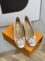 Louis Vuitton Pumps - Image 2
