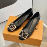 Louis Vuitton Pumps