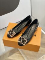 Louis Vuitton Pumps