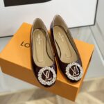 Louis Vuitton Pumps