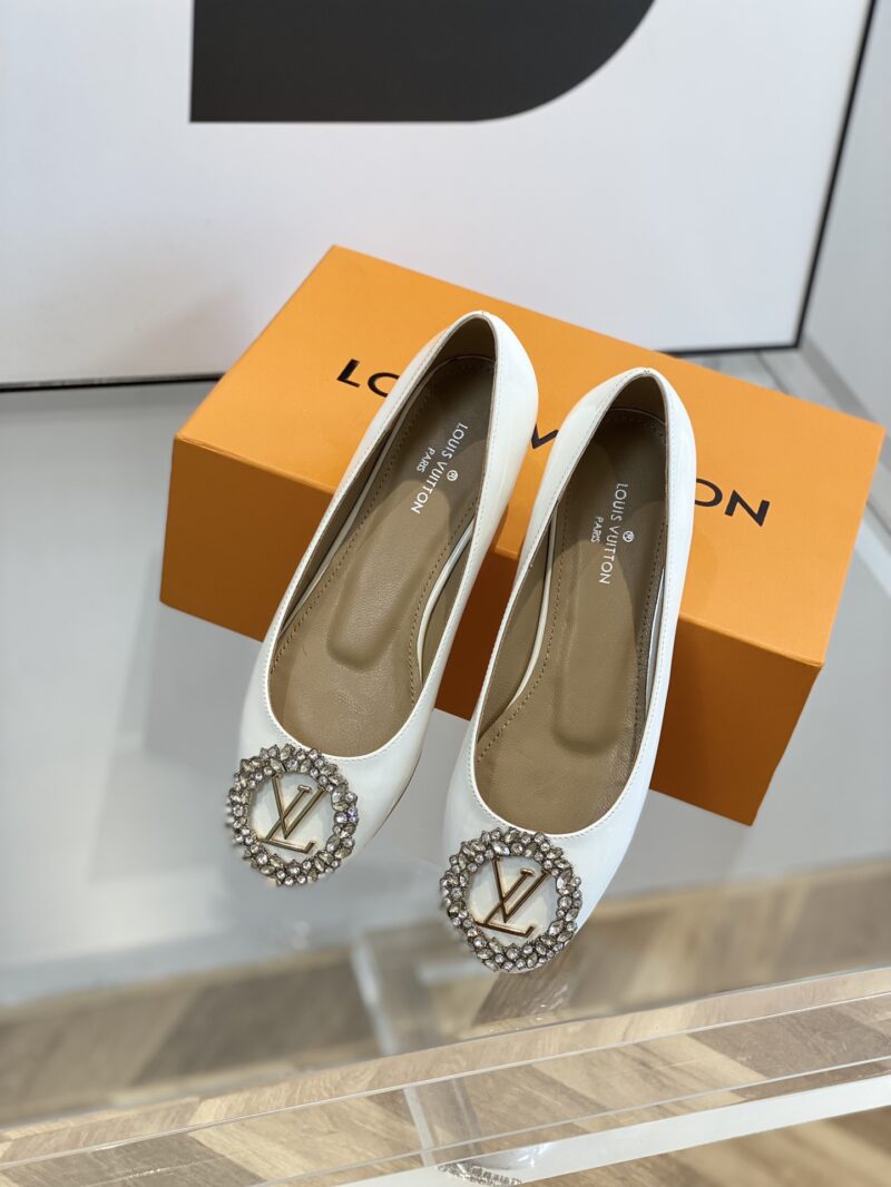 Louis Vuitton Pumps - Image 9
