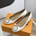 Louis Vuitton Pumps