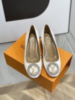 Louis Vuitton Pumps - Image 3