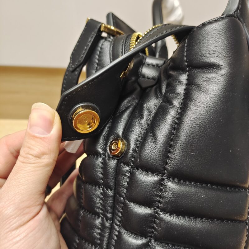 Burberry Tote Bag-28 x 13 x 23CM - Image 6