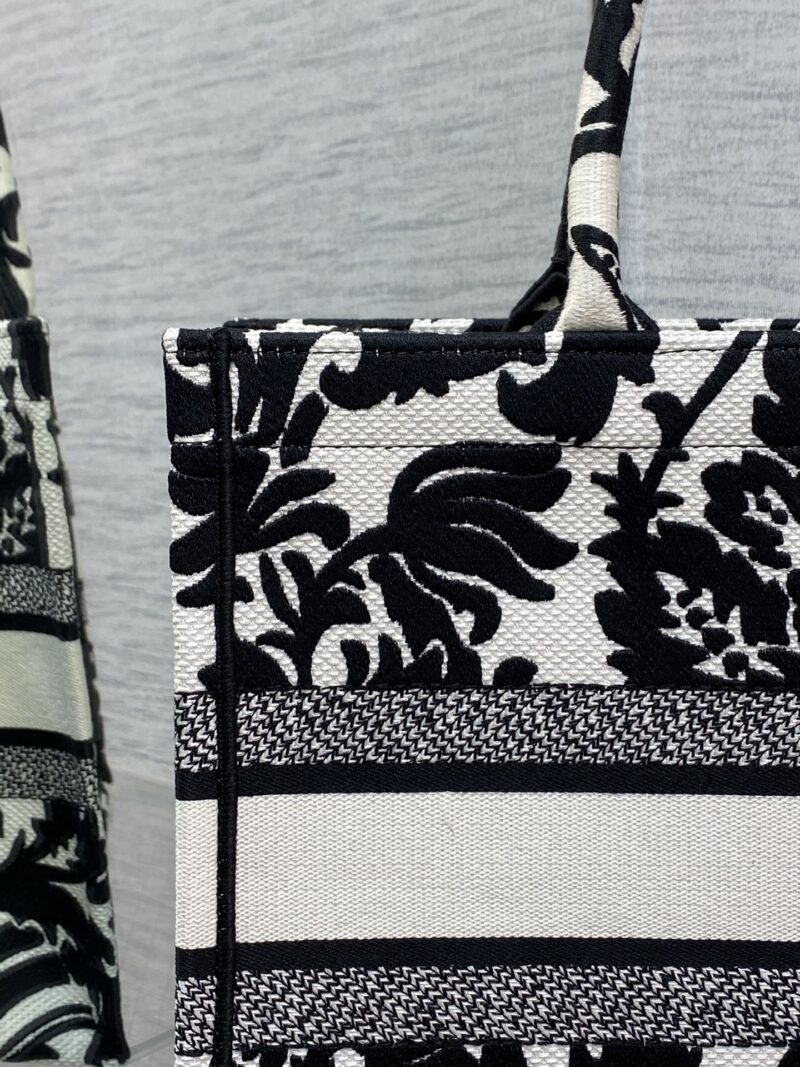 Diro Small Book Tote-36*18*28CM - Image 5