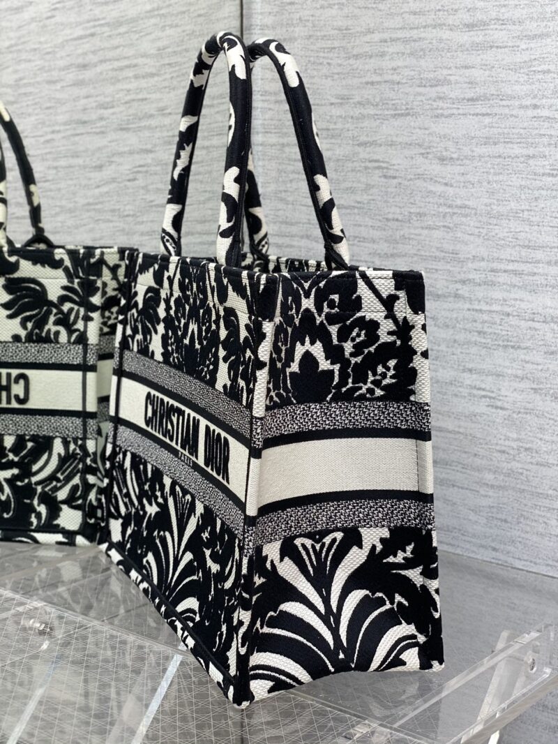 Diro Small Book Tote-36*18*28CM - Image 7