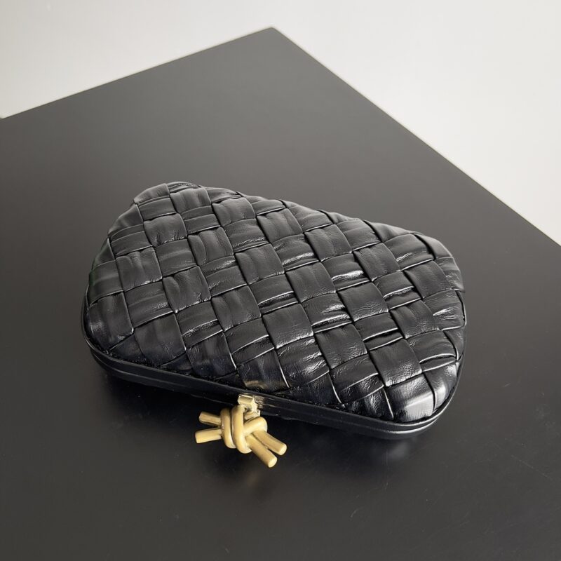 Bottega Veneta Knot  Pouch-20.5*6*12.5CM - Image 5