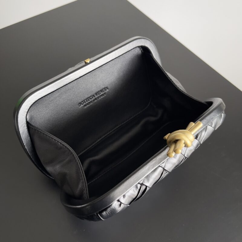 Bottega Veneta Knot  Pouch-20.5*6*12.5CM - Image 9