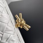 Bottega Veneta Knot  Pouch-20.5*6*12.5CM - Image 3