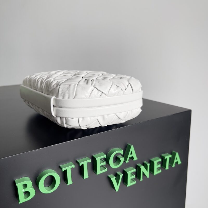 Bottega Veneta Knot  Pouch-20.5*6*12.5CM - Image 6