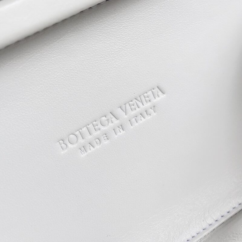 Bottega Veneta Knot  Pouch-20.5*6*12.5CM - Image 9