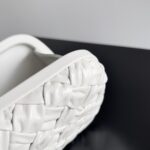 Bottega Veneta Knot  Pouch-20.5*6*12.5CM - Image 8