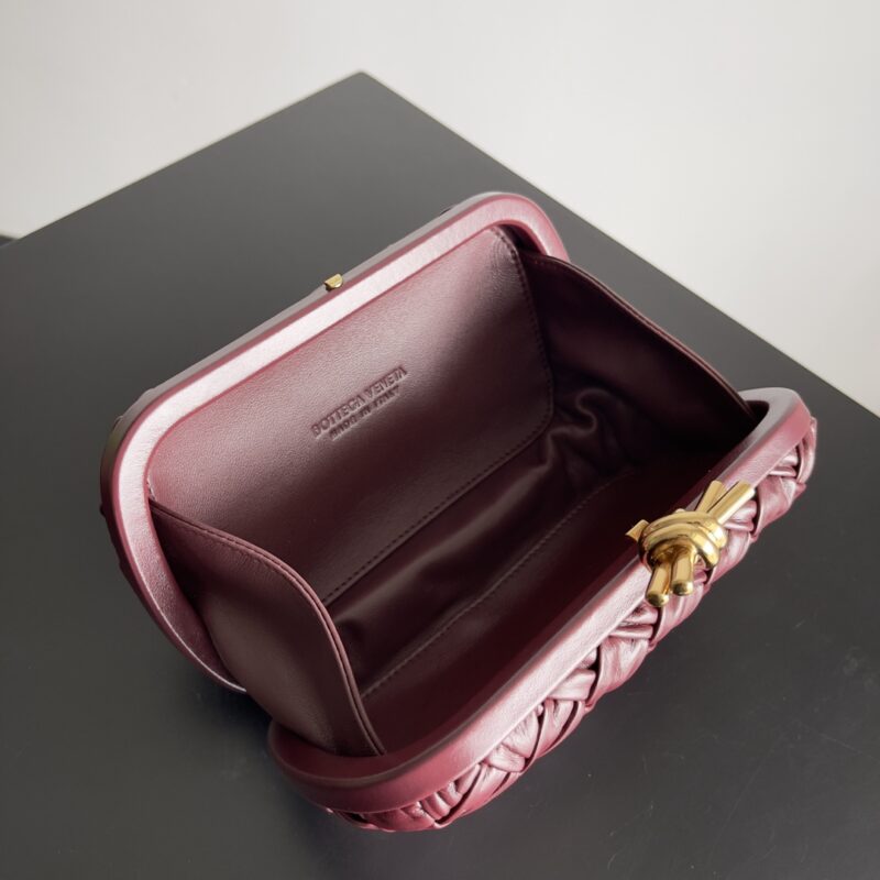 Bottega Veneta Knot  Pouch-20.5*6*12.5CM - Image 6