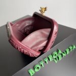 Bottega Veneta Knot  Pouch-20.5*6*12.5CM - Image 7