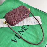 Bottega Veneta Knot  Pouch-20.5*6*12.5CM - Image 6