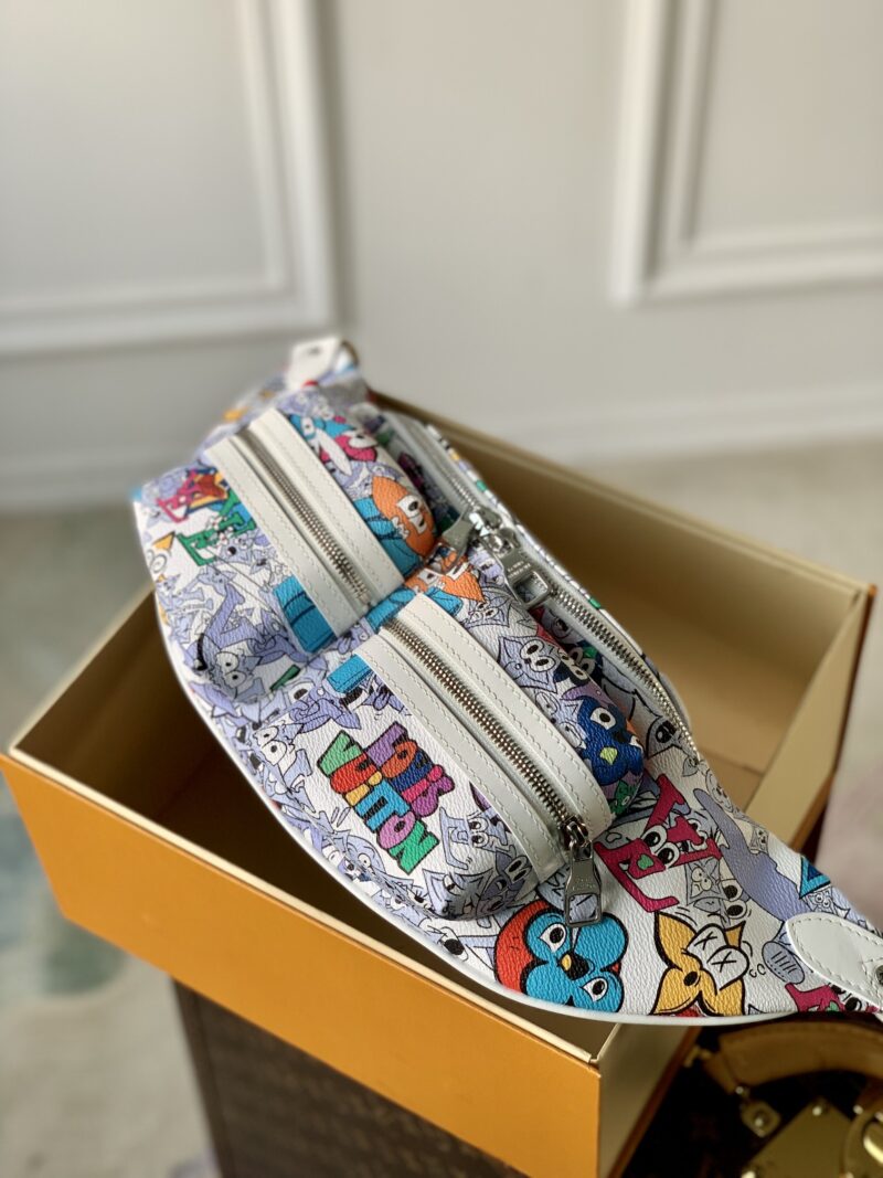 Louis Vuitton Bum Bag-M21862-50*15.5 *4CM - Image 2