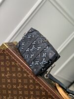 Louis Vuitton Soft Trunk-M81776-22.5*14*5 M - Image 2