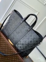 Louis Vuitton Roll Top Handbags M21371-60*37*15.5CM - Image 2