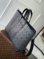 Louis Vuitton Roll Top Handbags M21371-60*37*15.5CM - Image 4