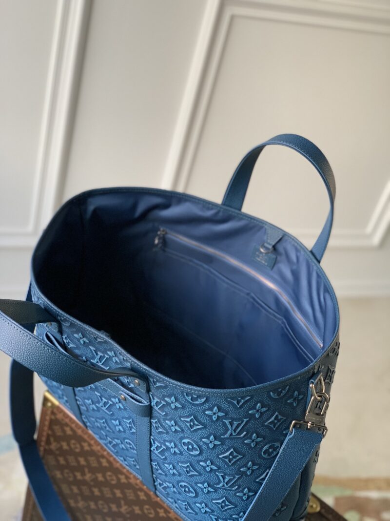 Louis Vuitton Roll Top Handbags M21371-60*37*15.5CM - Image 8