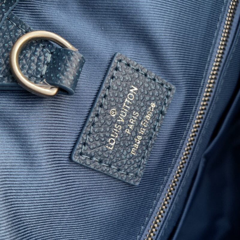 Louis Vuitton Roll Top Handbags M21371-60*37*15.5CM - Image 9