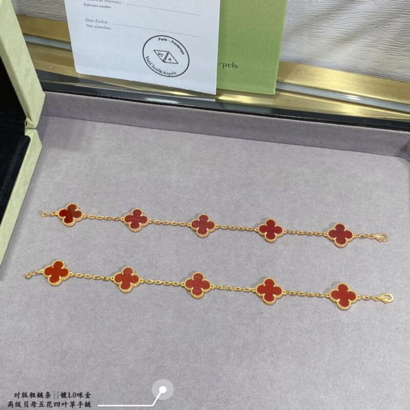 VCA Bracelet - Image 5