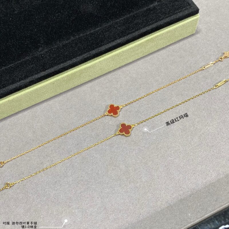 VCA Bracelet - Image 5