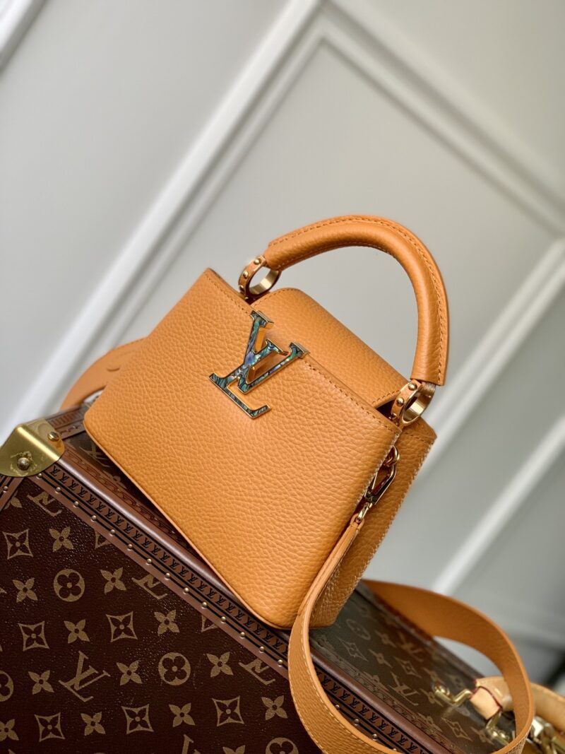 Louis Vuitton Mini Capucines Handlebag-M21168-21*14*8CM - Image 2