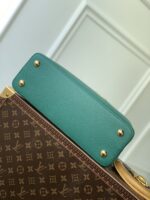 Louis Vuitton Capucines Bag-31.5*20*11CM - Image 4